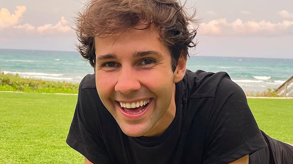 David Dobrik’s 3-year YouTube hiatus ends with insane body ...