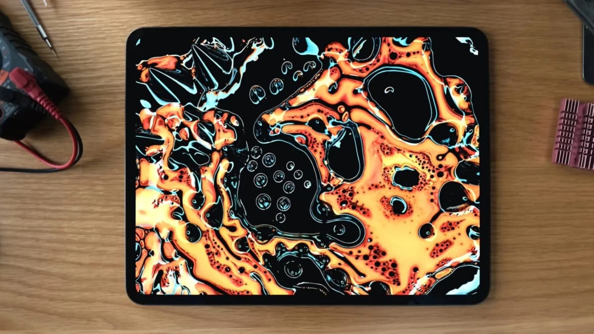 new iPad Pro with OLED panel