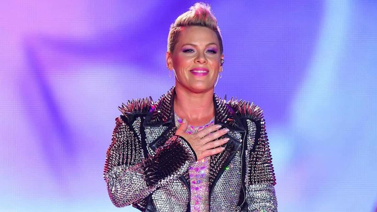 pink fan mad about ticket for baby