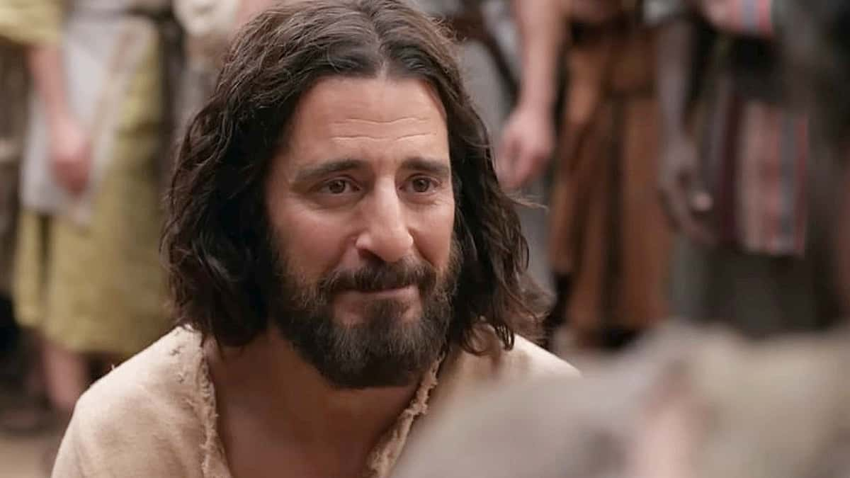 Jonathan Roumie as Jesus in The Chosen Season 4