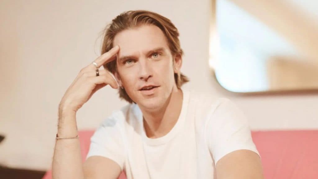 Dan Stevens header