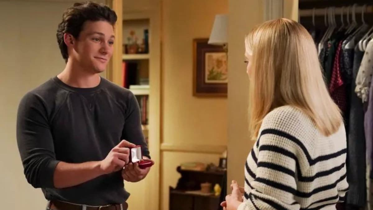 Georgie proposing to Mandy in Young Sheldon