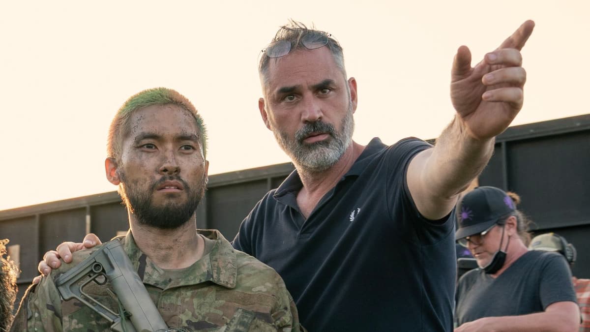 Alex Garland directing on the set of Civil War.