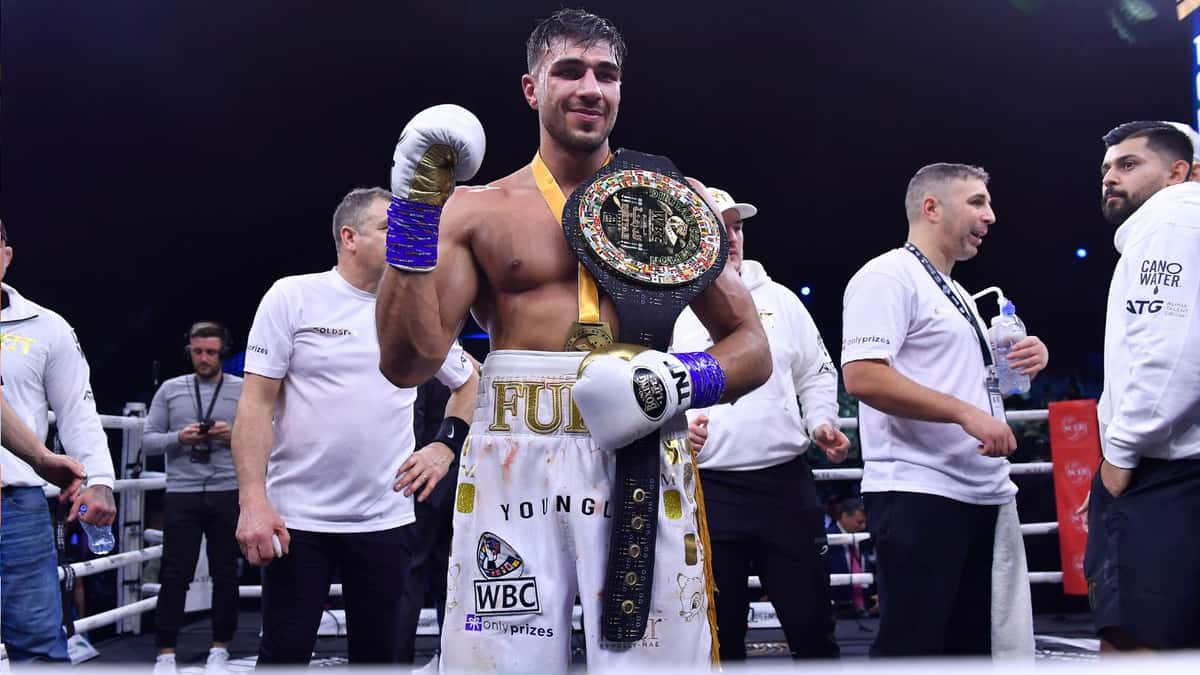 Tommy Fury in the boxing ring.