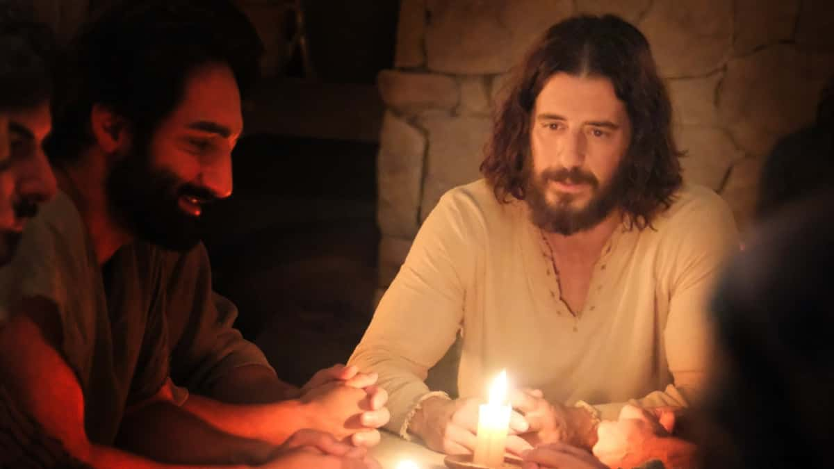 Jonathan Roumie as Jesus in The Chosen Season 5