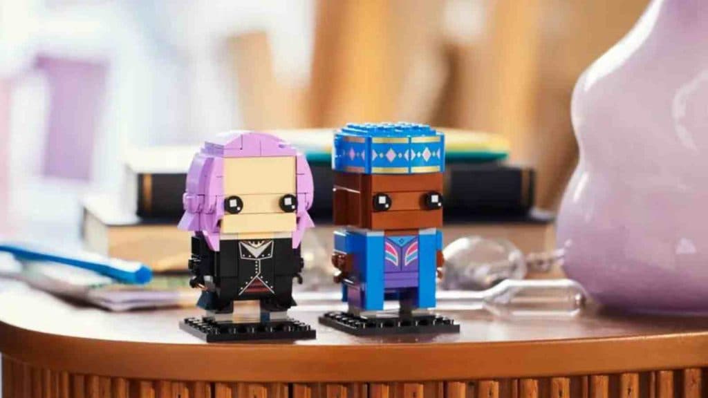 The LEGO BrickHeadz Kingsley Shacklebolt & Nymphadora Tonks on display