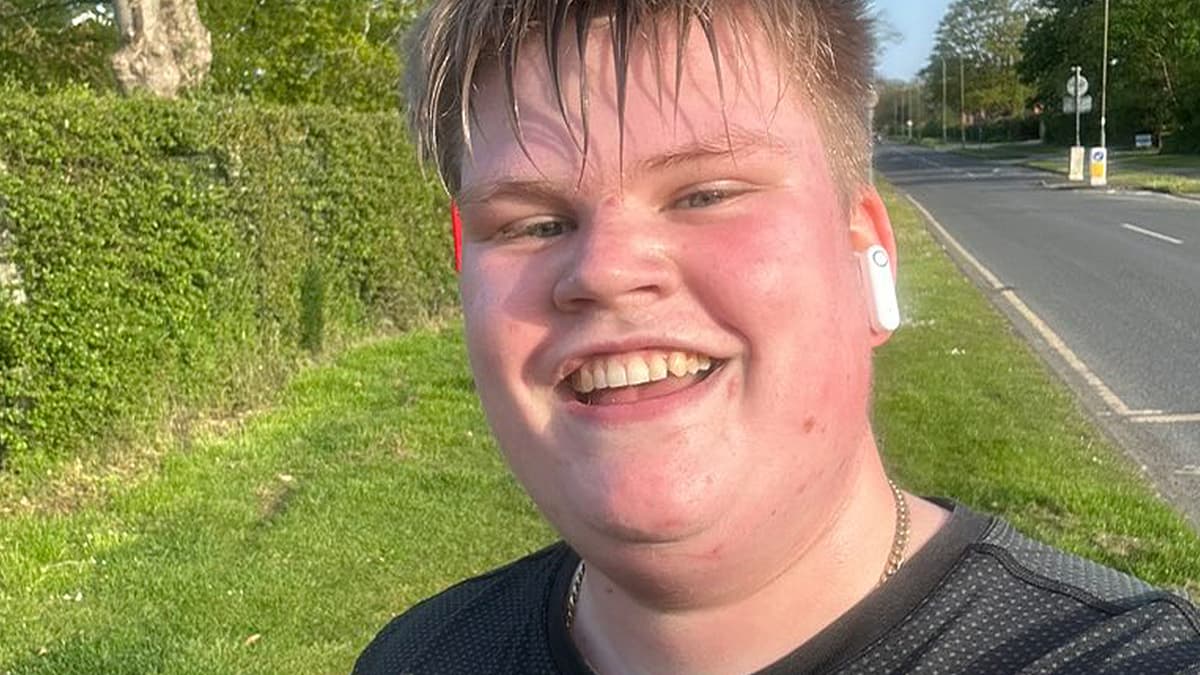 british-teen-viral-running-mile-per-day-mental-health