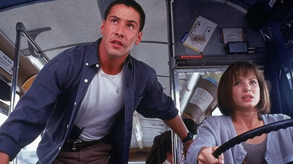 Keanu Reeves and Sandra Bullock in Speed