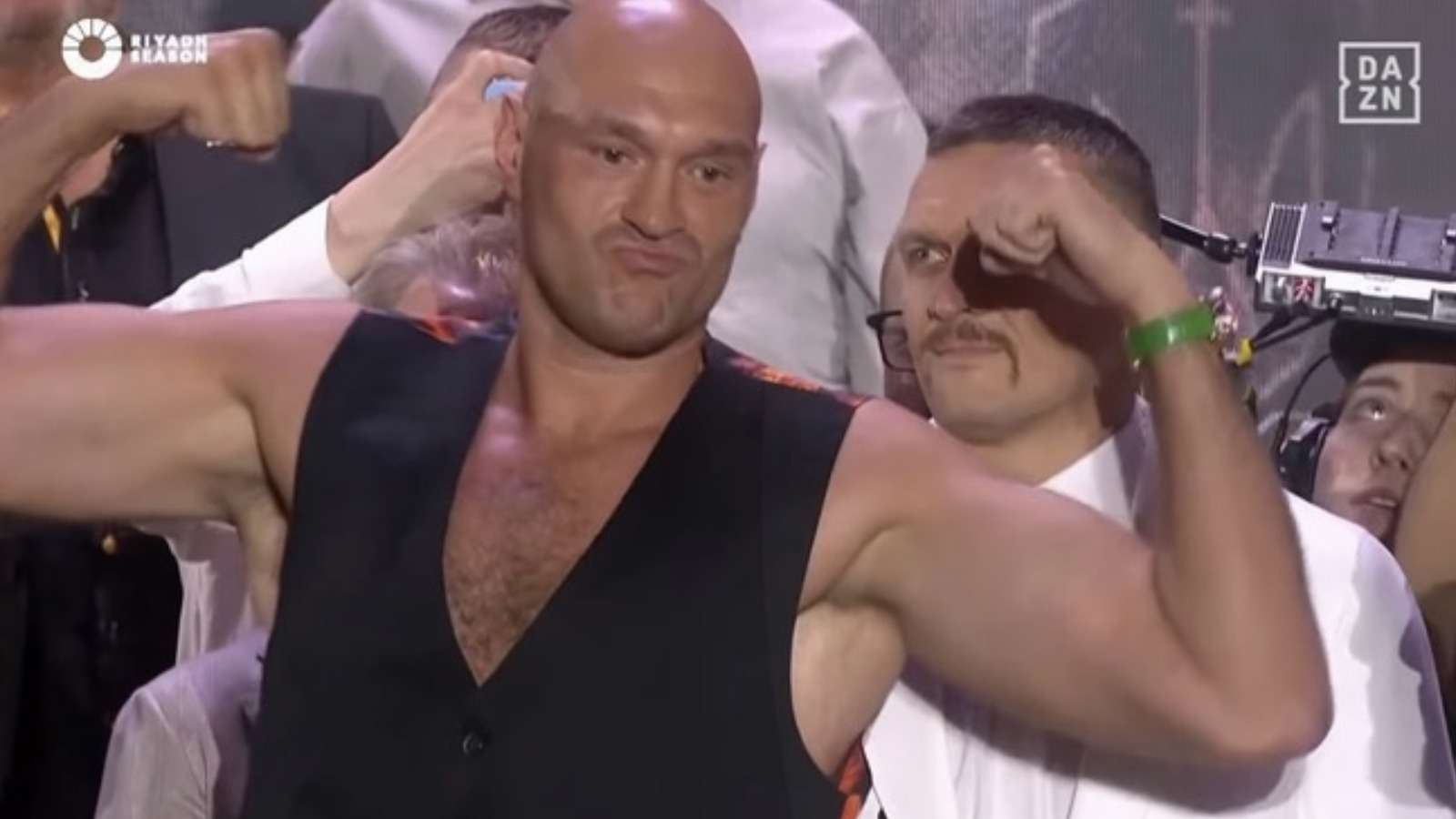 Tyson Fury refuses stare-down with “scary looking” Oleksandr Usyk - Dexerto