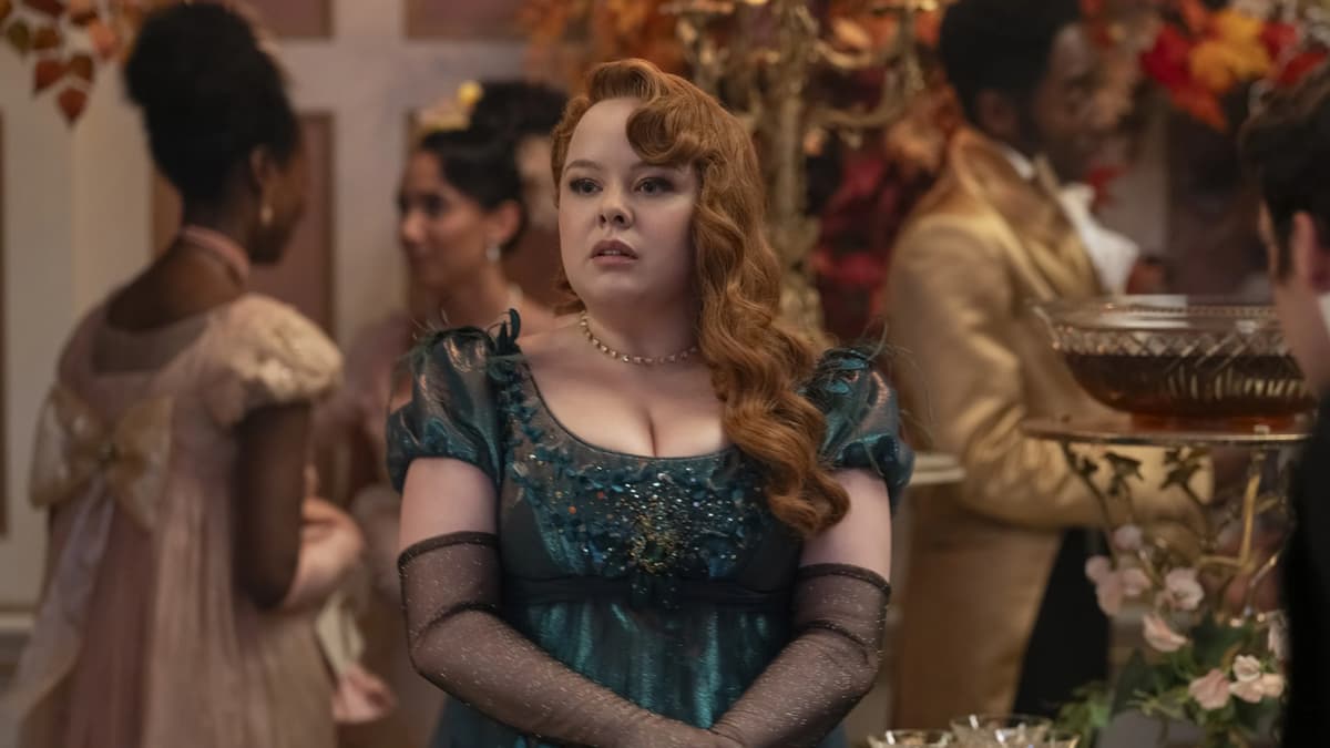 Penelope in Bridgerton Season 3 at the ball.