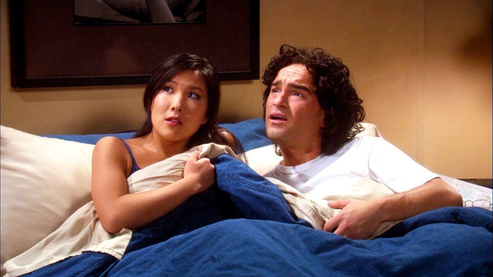 Joyce and Leonard in The Big Bang Theory