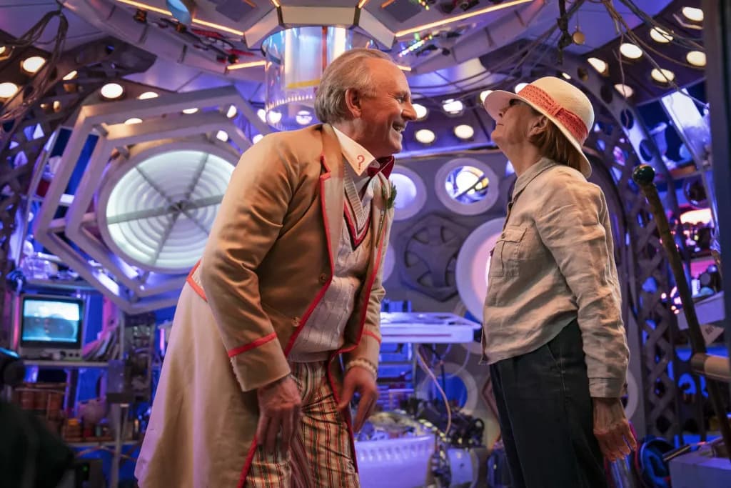 Peter Davison and Janet Fielding as the Doctor and Tegan in Tales of the Tardis