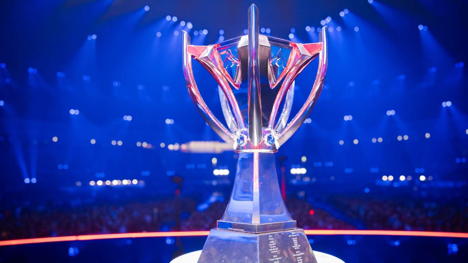 Massive LoL esports changes in 2025 will doom up to 30 pro teams - Dexerto