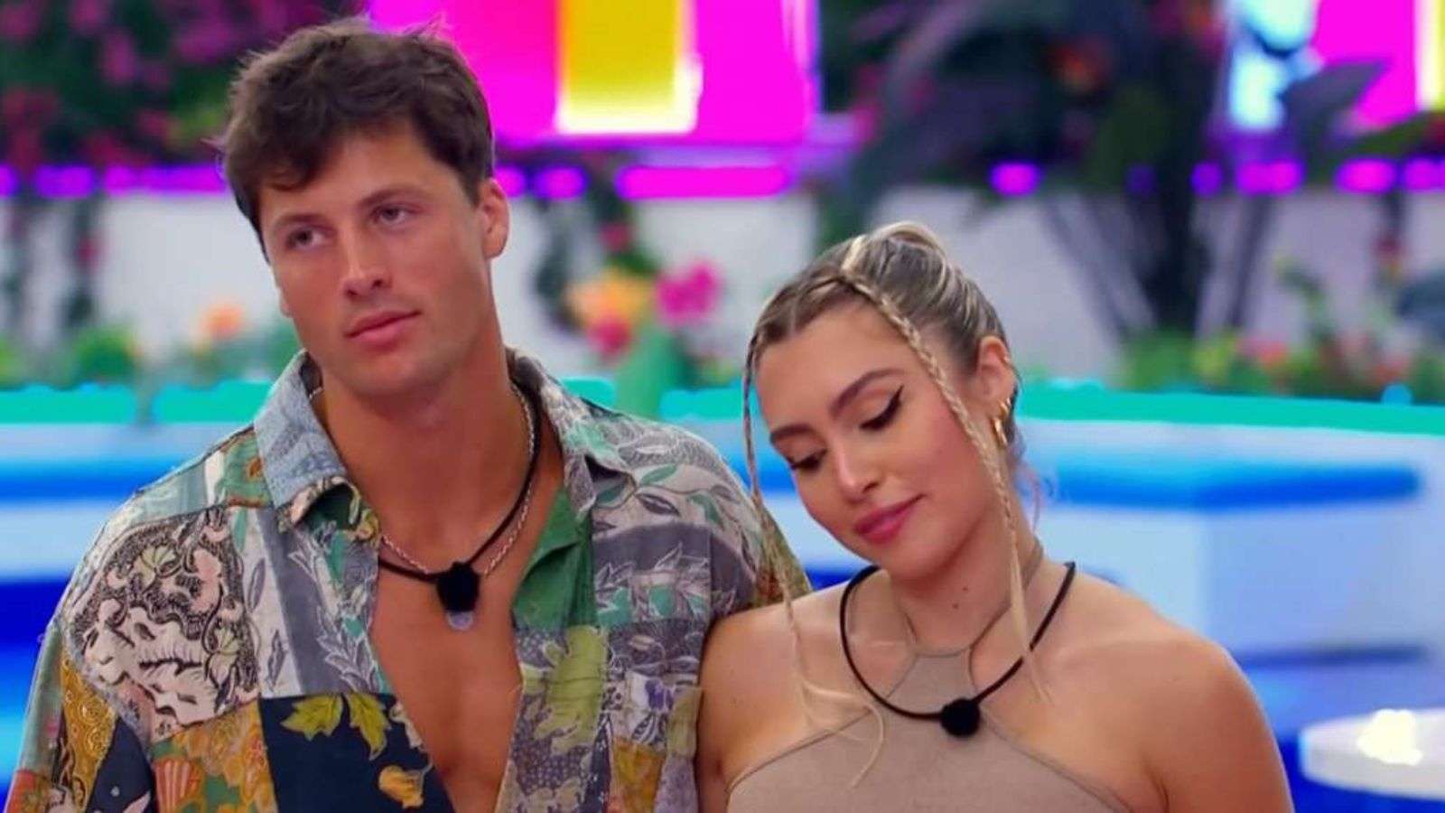 Andrea and Rob from Love Island USA