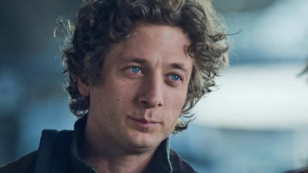 Jeremy Allen White as Carmy in The Bear