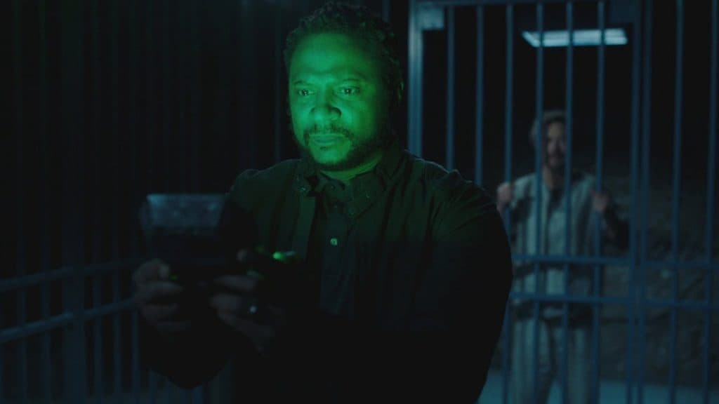 Diggle refuses the Green Lantern ring on The Flash