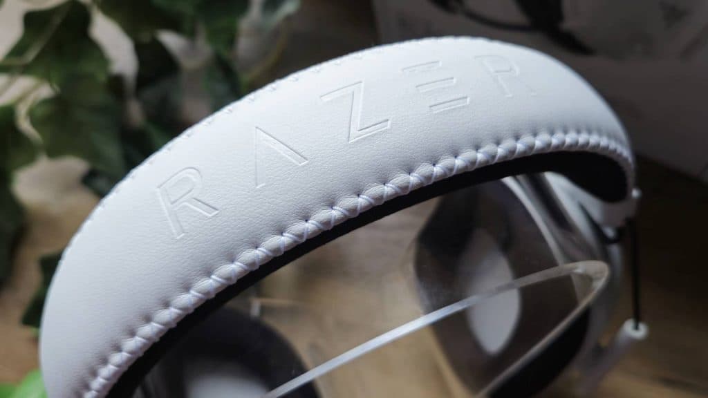 Close up of the headband of the Razer BlackShark V2 Pro White Edition gaming headset for PS5.