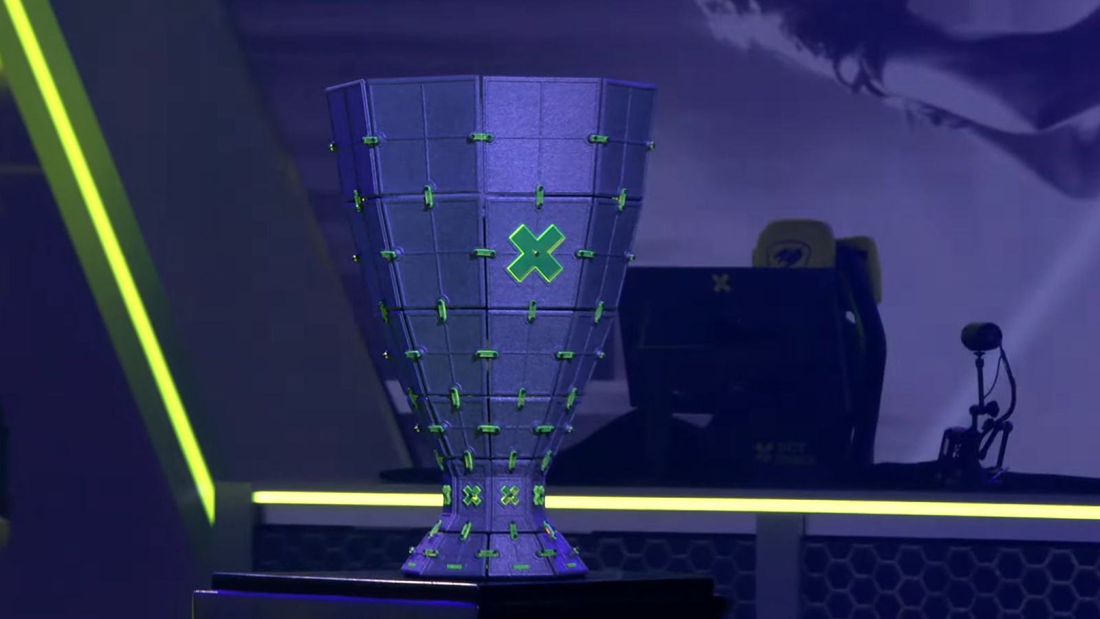 Fans disappointed by “ugly” VCT EMEA Stage 2 trophy reveal Dexerto