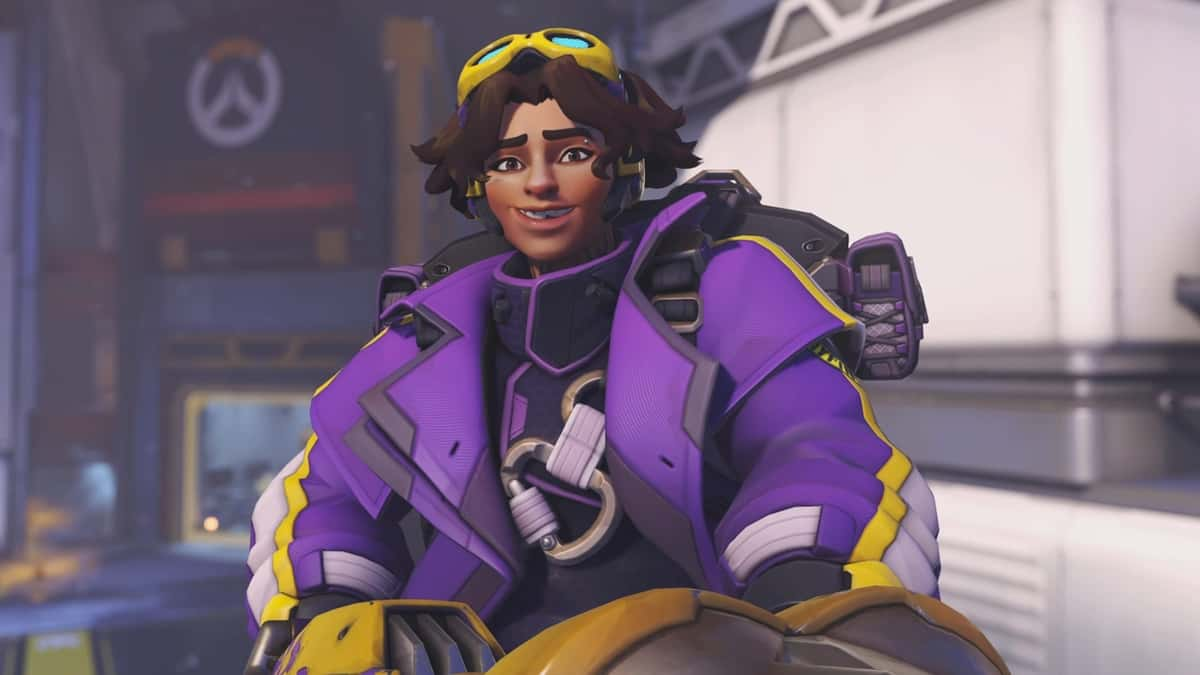 Close up of Venture in Monarch skin Overwatch 2