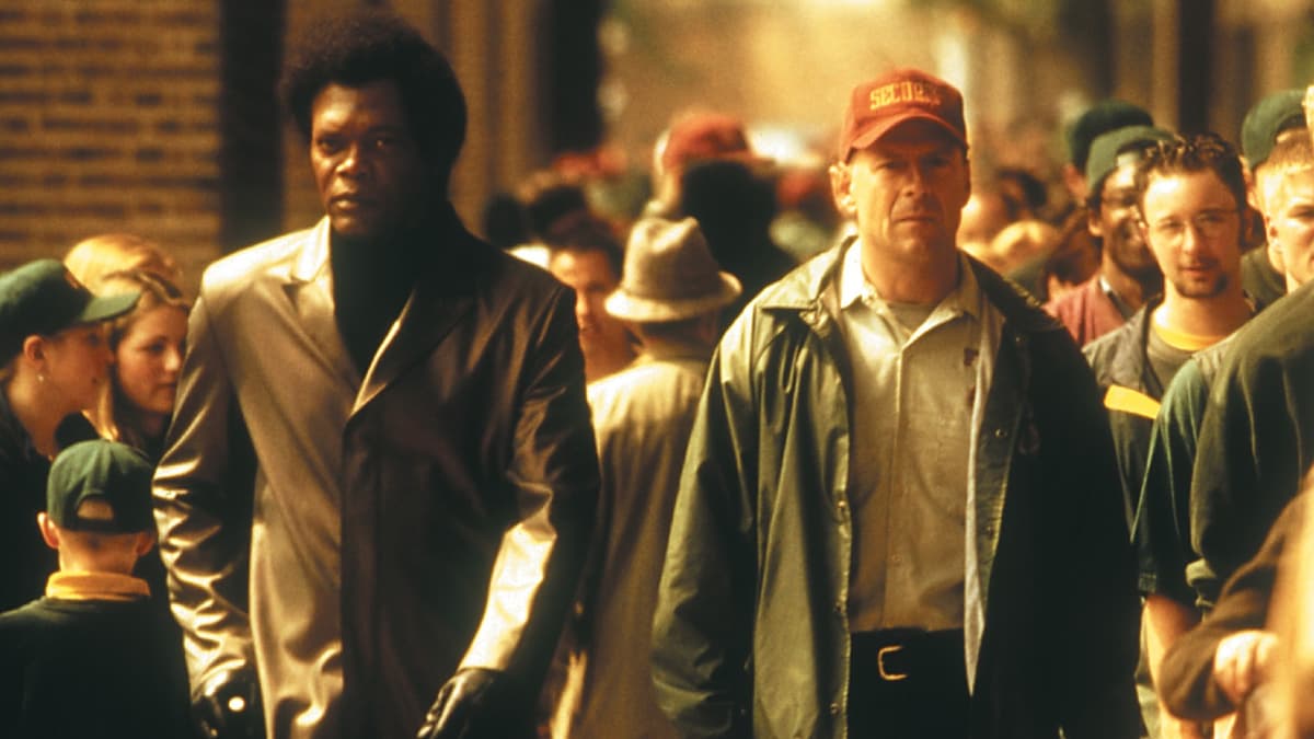 Bruce Willis and Samuel L. Jackson in Unbreakable