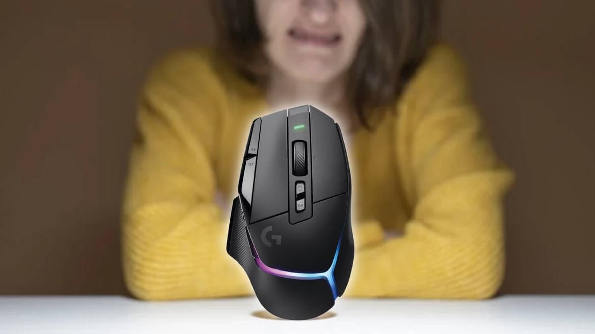 Image by Engin Akyurt on Pexels.com with a Logitech mouse in front.