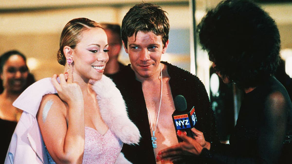 Mariah Carey and Max Beesley in Glitter