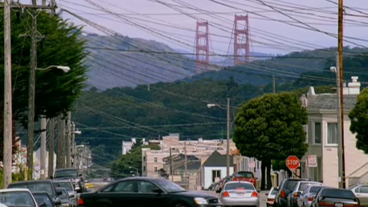 The Bridge (2006) trailer with the Golden Gate Bridge in the background