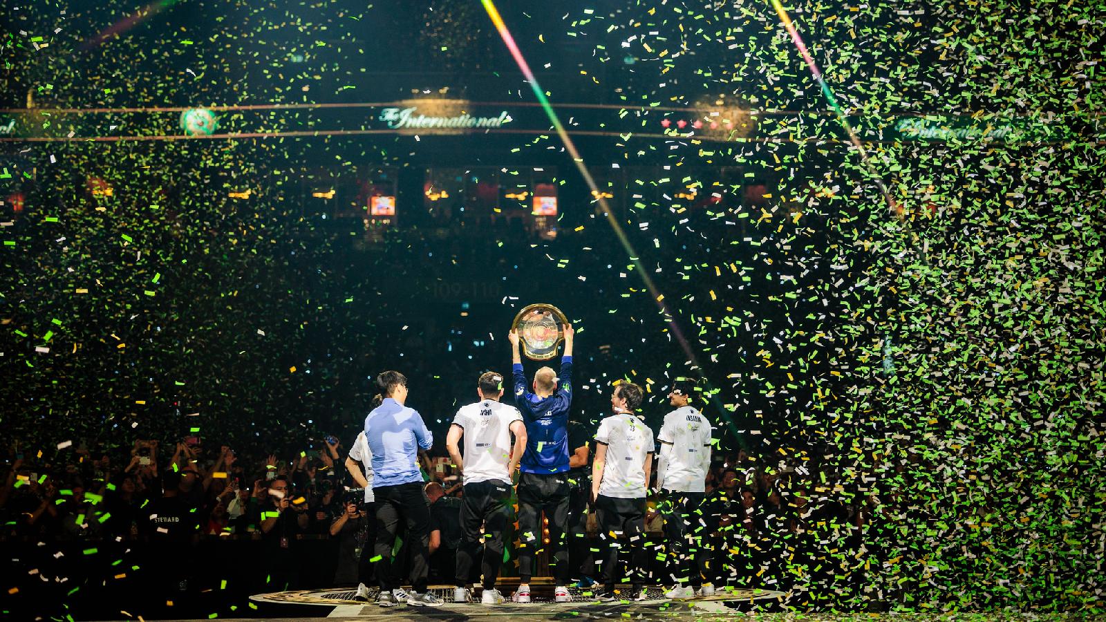 Team Liquid lifts The International 2024 trophy