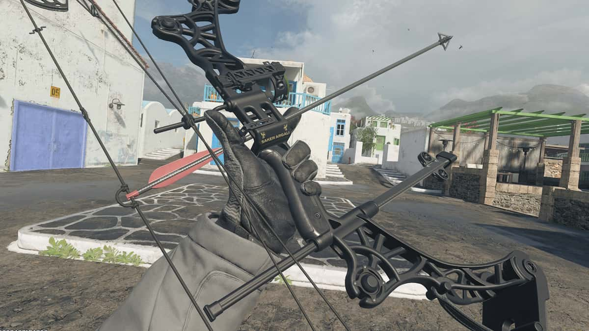 Torque 35 bow being inspected in MW2.