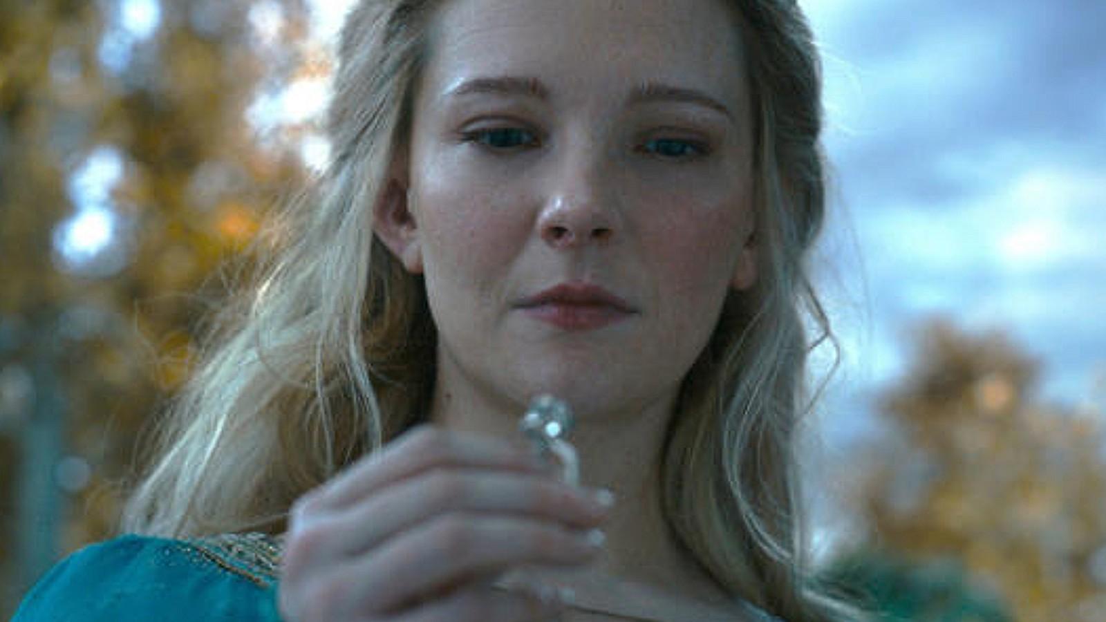 Galadriel in Rings of Power Season 2 Episode 1