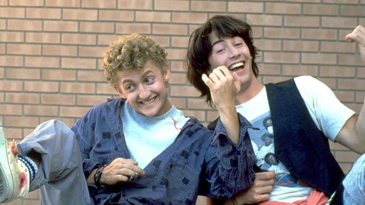 Keanu Reeves and Alex Winters in Bill and Ted's Excellent Adventure