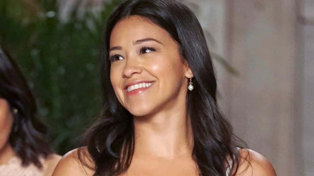 Jane the Virgin leaving Netflix: Gina Rodriguez as Jane