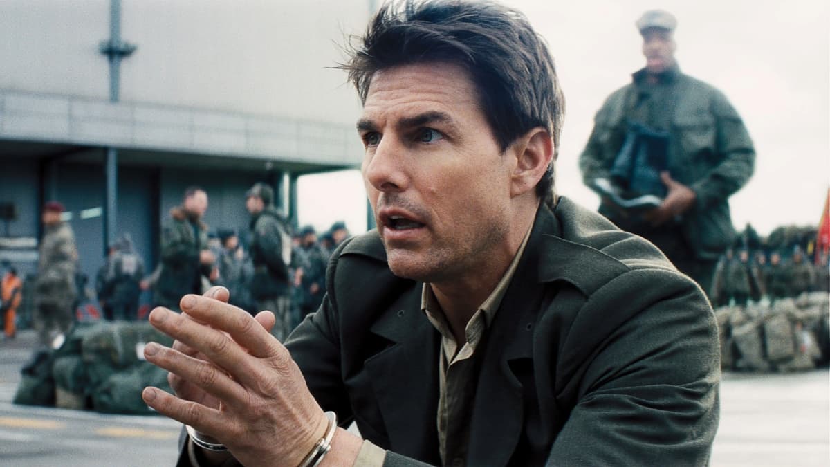 Tom Cruise as William in Edge of Tomorrow, now on Netflix