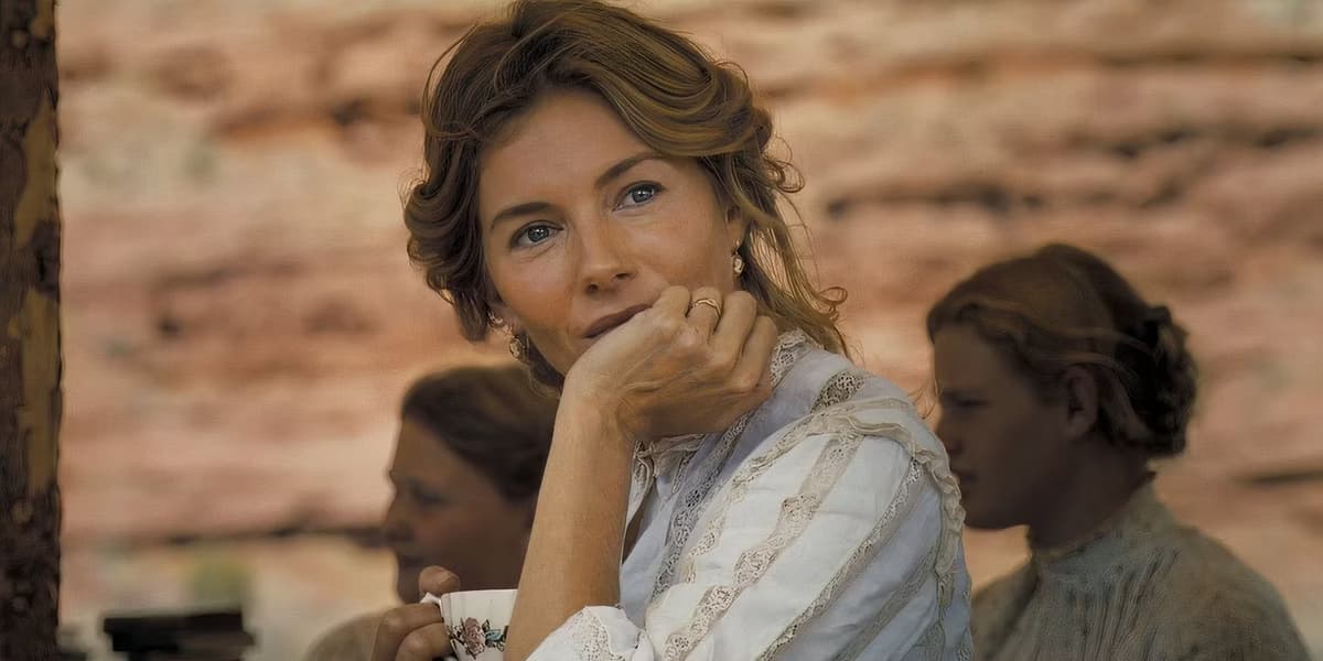 Sienna Miller as Francis in Horizon: An American Saga