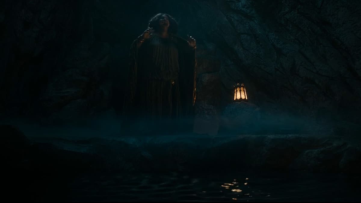 Disa in a Khazad-dûm cave in Rings of Power Season 2 Episode 5