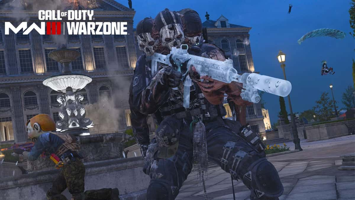 Warzone character running with gun on nighttime halloween map