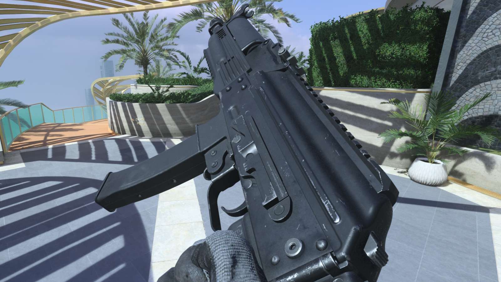 Image of the Vaznev-9K smg being inspected in Modern Warfare 3.