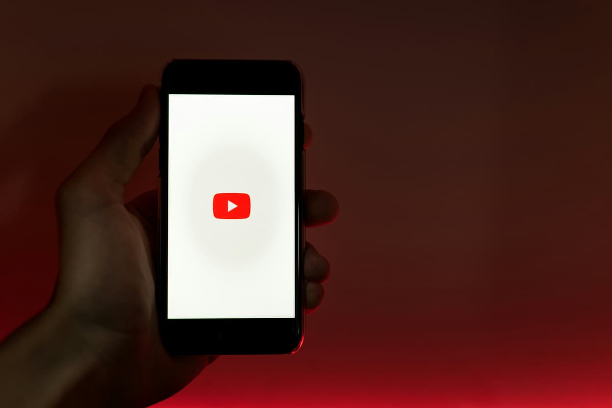 Arkansas sues YouTube for being too “addictive” & causing “mental health problems”