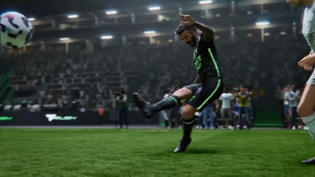 David Beckham passing ball in EA FC 25