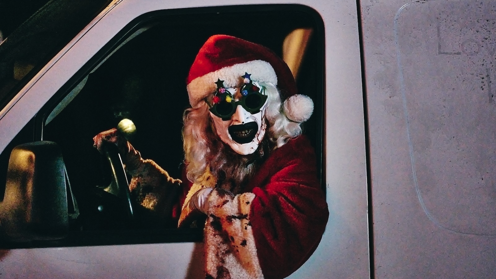 La estrella de Terrifier 3 Santa revela un “horrible” secreto detrás de escena