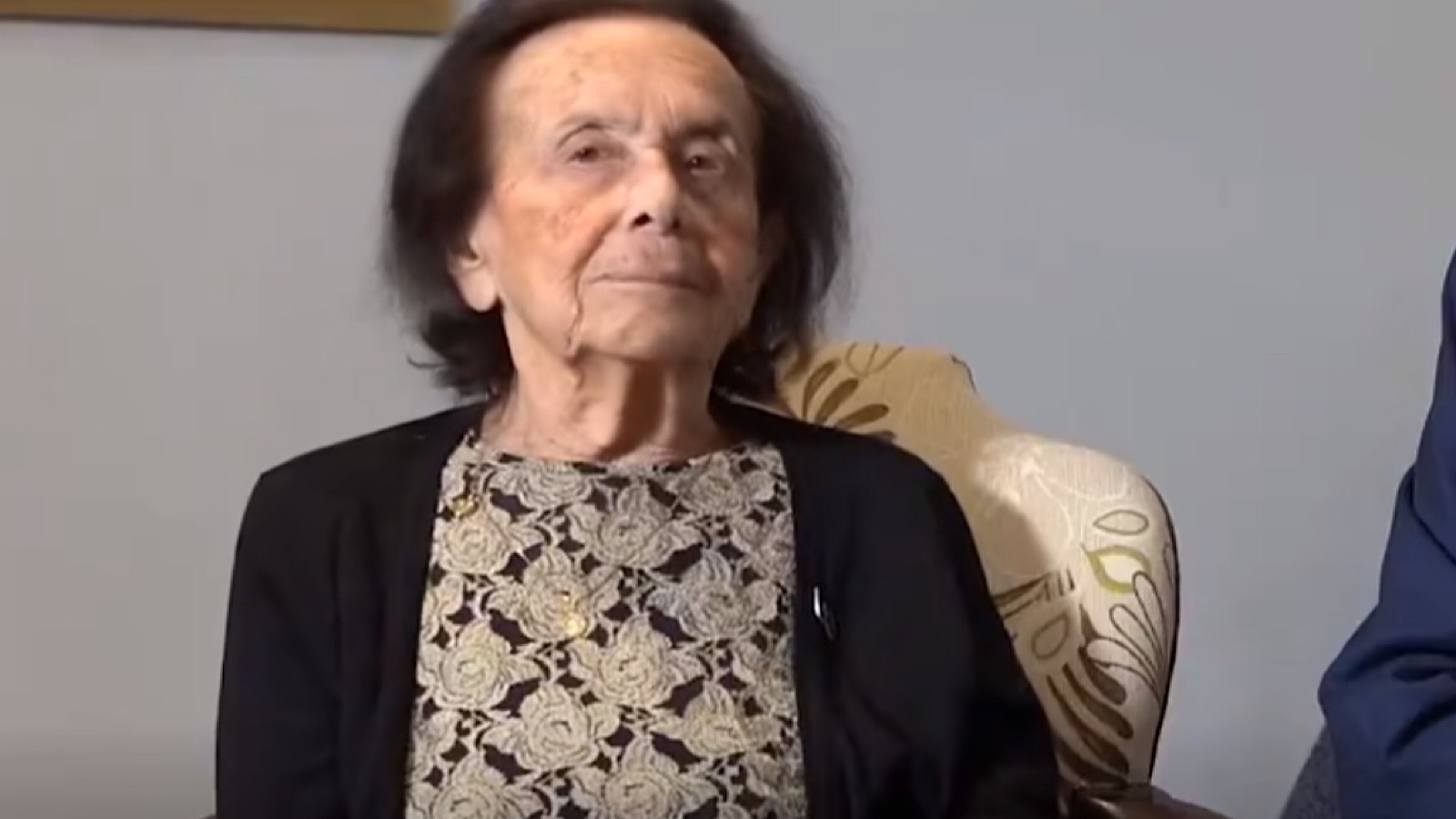 Sobrevivente do Holocausto e estrela do TikTok, Lily Ebert morre aos 100 anos