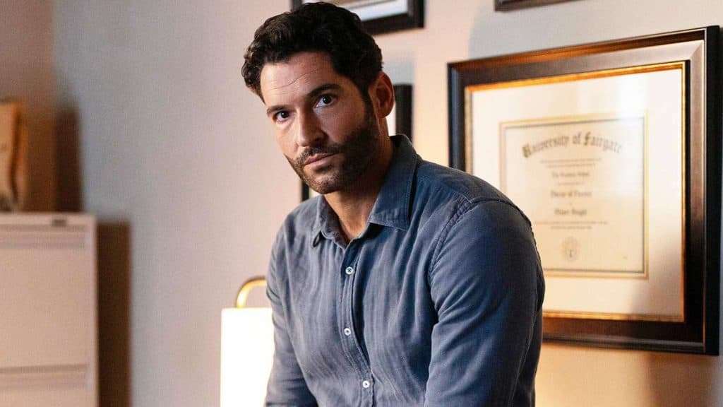 Tom Ellis as Oliver in Tell Me Lies