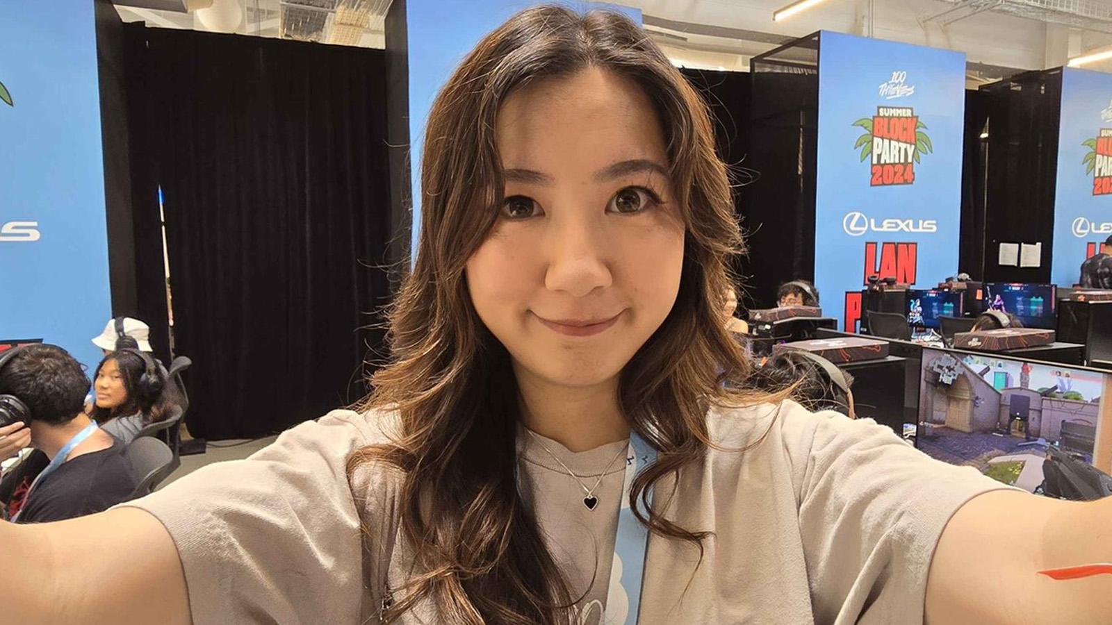 Fuslie anuncia el regreso de Twitch dos años después de firmar el contrato con YouTube