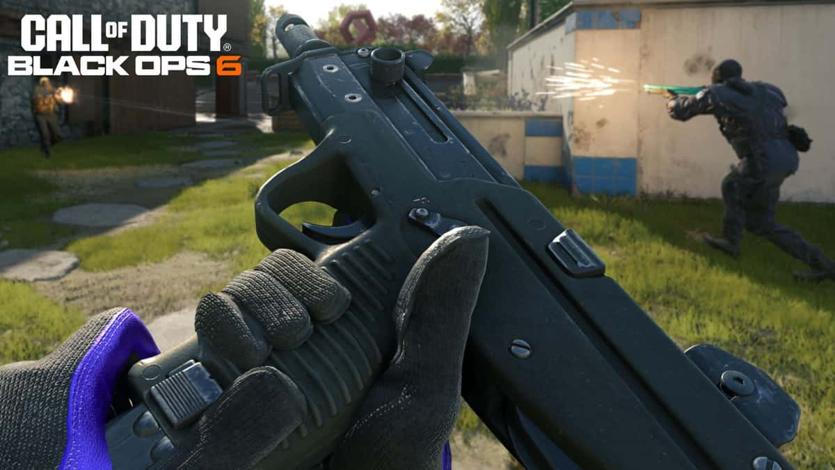 Saug SMG being held in Black Ops 6 next to logo