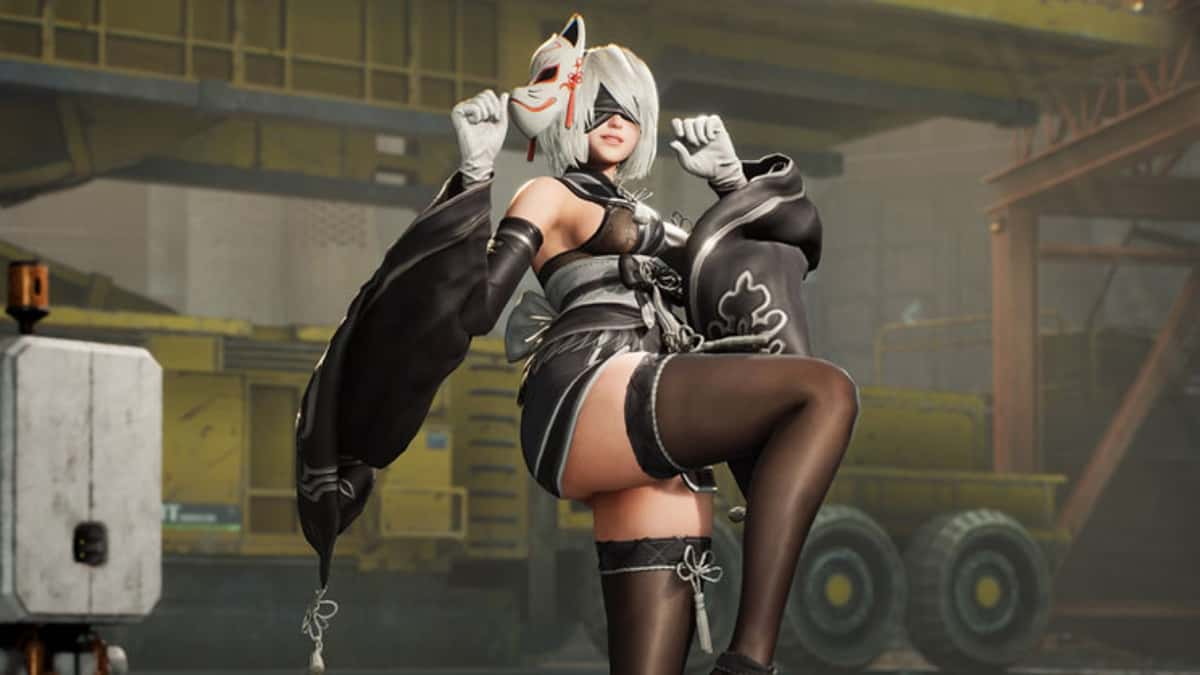 Eve dressed as 2B