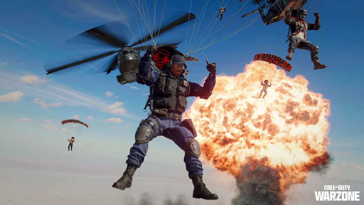 Warzone player parachuting