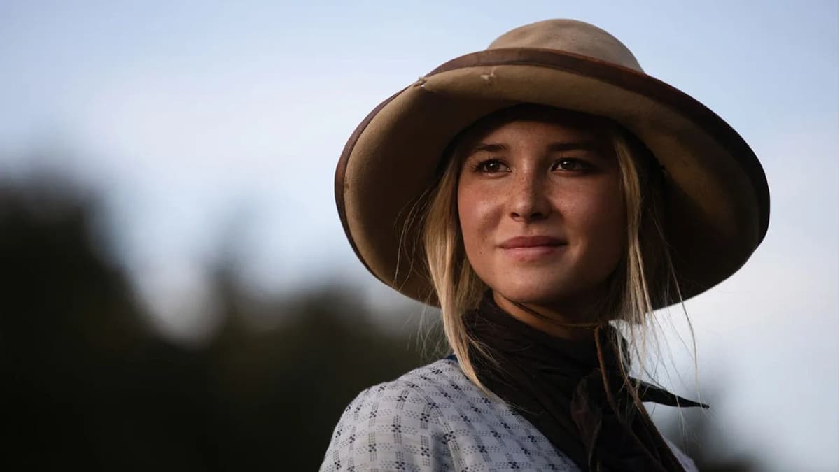 Isabel May in Yellowstone spinoff 1883