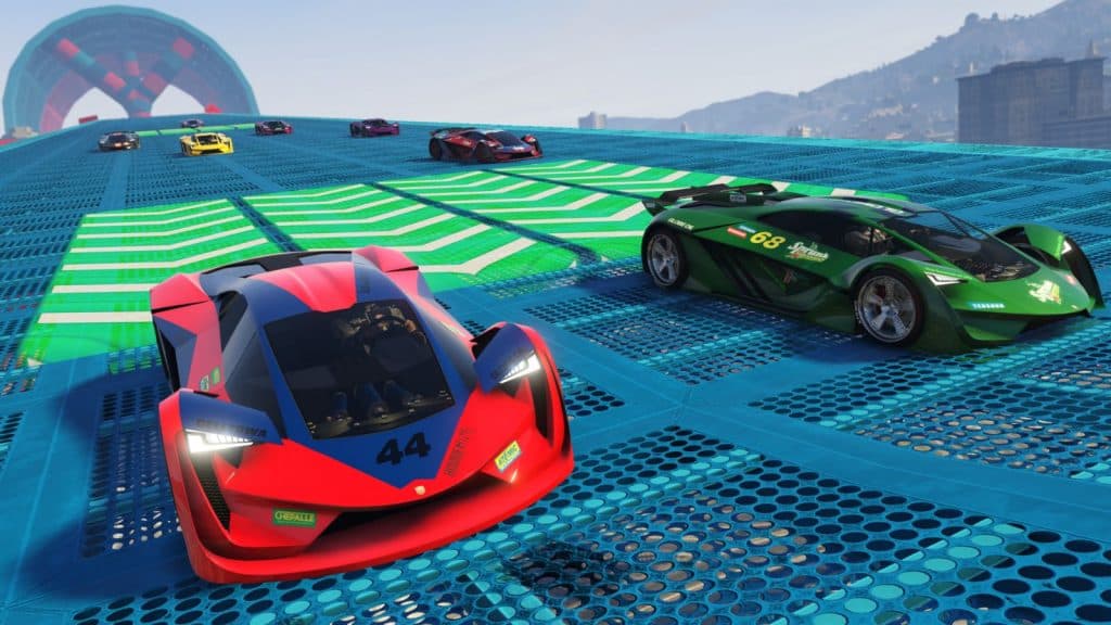 GTA Online race course with red and green cars on grid