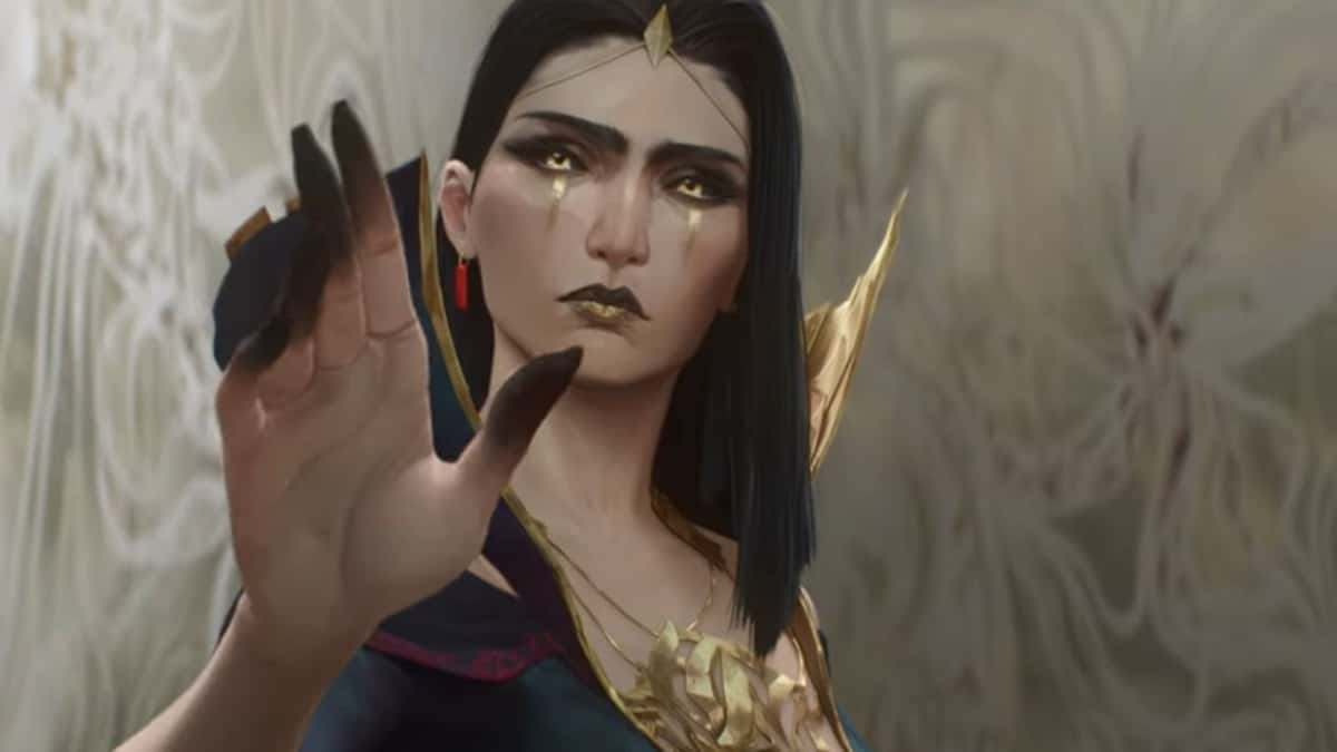 LeBlanc in the new League of Legends trailer