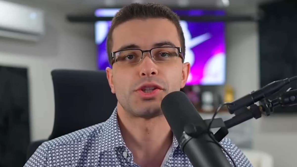 Nick Eh 30 speaking to viewers in a YouTube video.